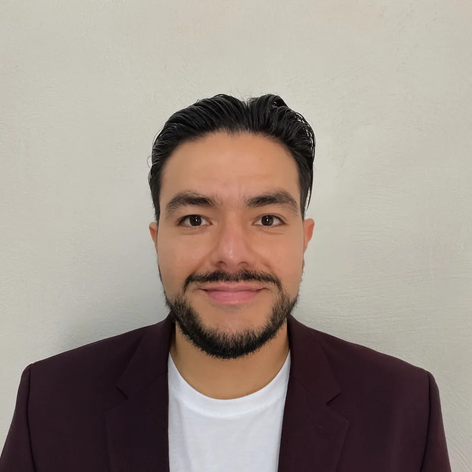 Hector Torres, fundador de torrhes